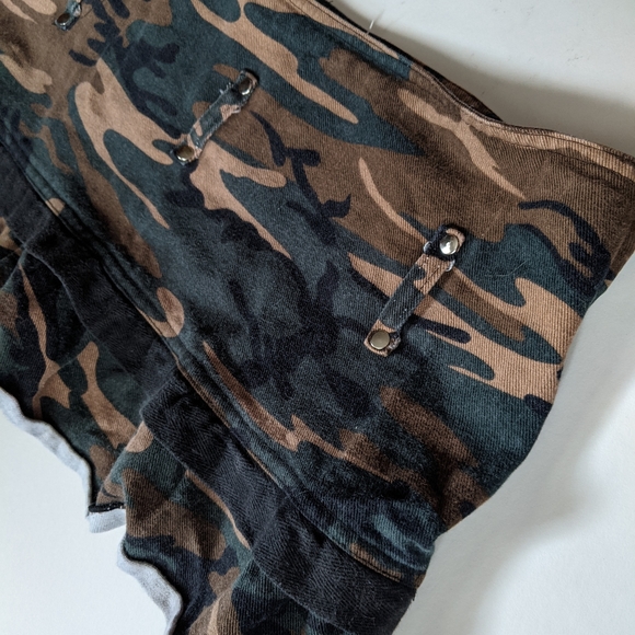 Lip Service y2k denim camouflage army mini skirt with ruffle bottom - Picture 2 of 6